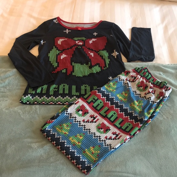 Other - π·πΈ3/$10π·πΈ Christmas PJ Set Other - π·πΈ3/$10π·πΈ Christmas PJ Set